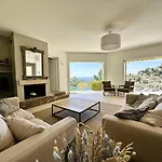 Vila Les Romarins Pour 8 Personnes Avec Vue Panoramique Et Piscine Chauffee A