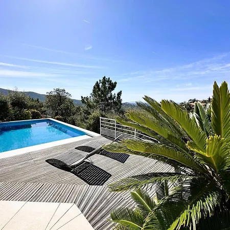 Les Romarins Pour 8 Personnes Avec Vue Panoramique Et Piscine Chauffee A 别墅